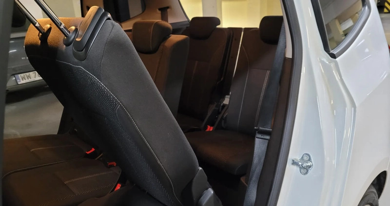 Opel Zafira cena 47900 przebieg: 150000, rok produkcji 2017 z Zgierz małe 92